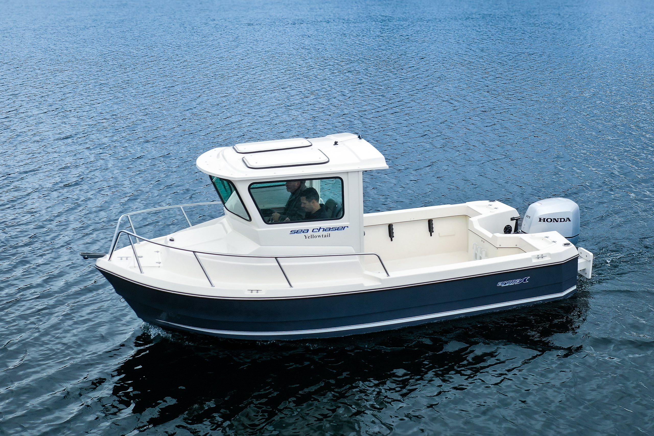 19 Sea Chaser Yellowtail Edition exterior