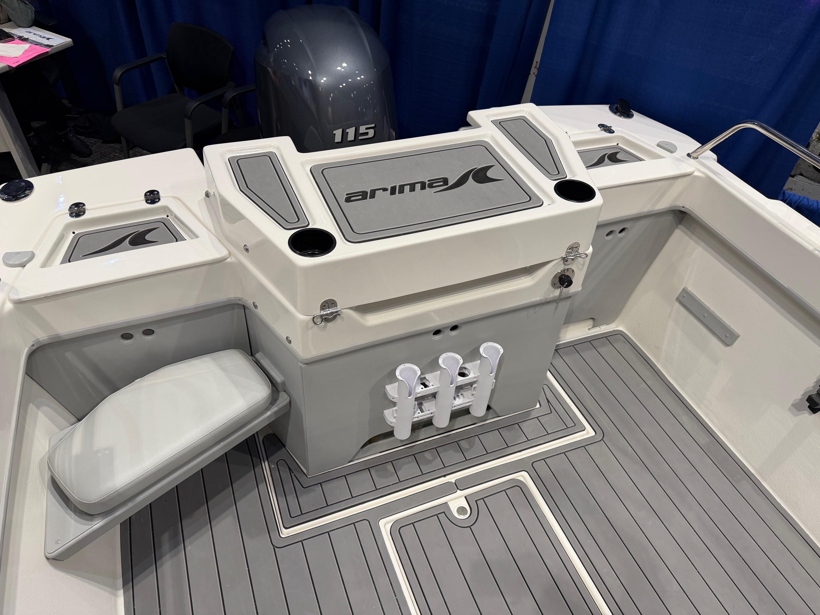 Sea Ranger 19 interior